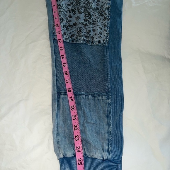 Fate SWEATSUIT - Picture 13 of 16